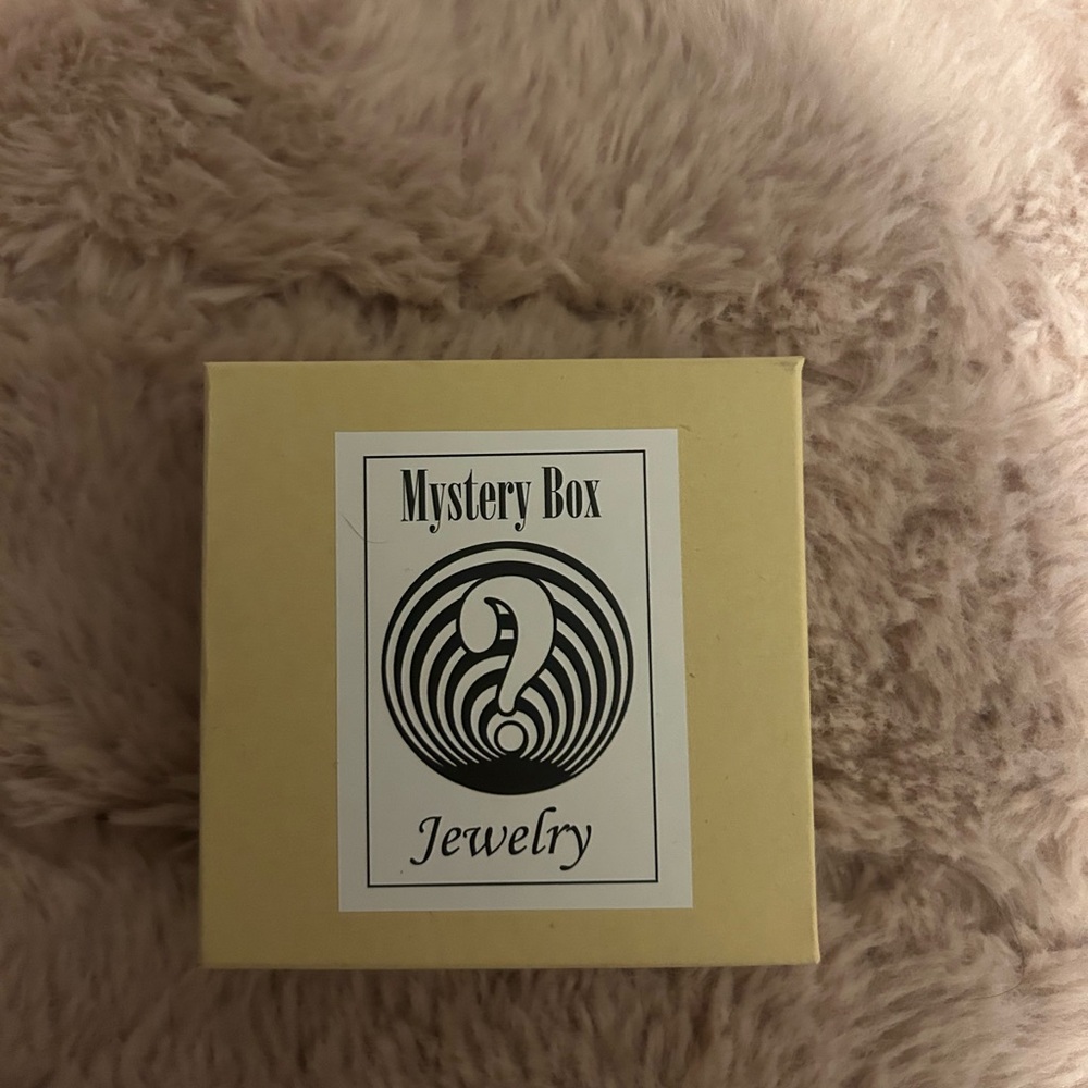 MYSTERY BOX - JEWELRY